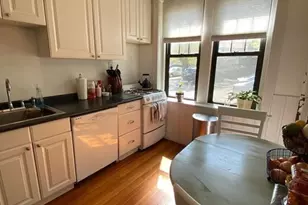 39 Mt Hood Rd, Boston, MA 02135 - Photo 2