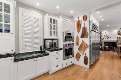 314 Essex St, Salem, MA 01970 - Photo 12
