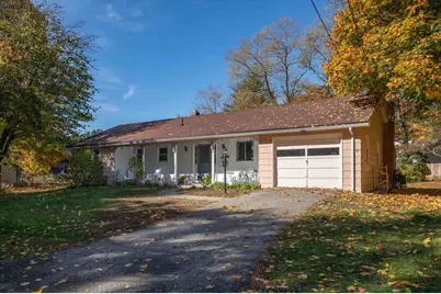 3 Montgomery Ave, Holyoke, MA 01040 - Photo 1