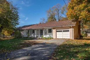 3 Montgomery Ave, Holyoke, MA 01040 - Photo 1