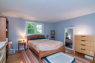 3 Montgomery Ave, Holyoke, MA 01040 - Photo 12