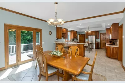 27 Landing Dr, Chicopee, MA 01020 - Photo 4