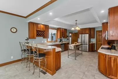 27 Landing Dr, Chicopee, MA 01020 - Photo 8