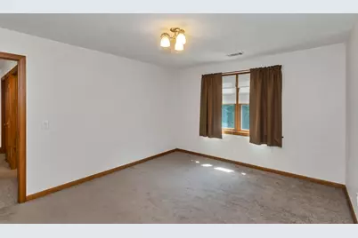 27 Landing Dr, Chicopee, MA 01020 - Photo 26
