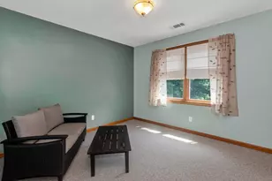 27 Landing Dr, Chicopee, MA 01020 - Photo 24