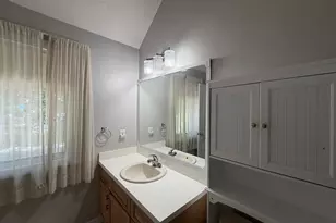 10 Chapman St, Weymouth, MA 02189 - Photo 26