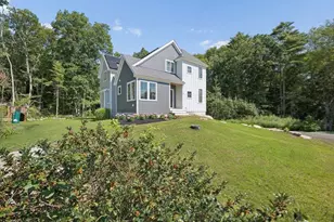 15 Highland Ave, Mattapoisett, MA 02739 - Photo 36