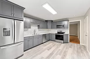 90 Colonial Cir, Chicopee, MA 01020 - Photo 6