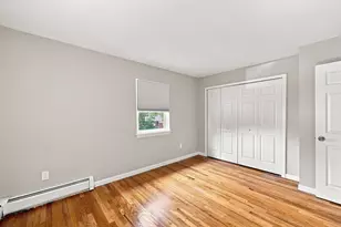 90 Colonial Cir, Chicopee, MA 01020 - Photo 16