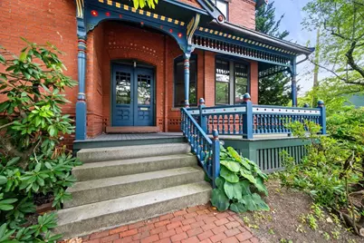 140 Upland Road, Cambridge, MA 02140 - Photo 2