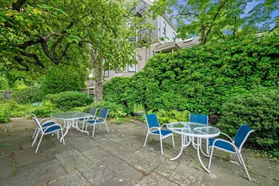 140 Upland Road, Cambridge, MA 02140 - Photo 6