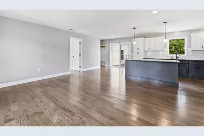 54 Beverly Dr, Westfield, MA 01085 - Photo 6
