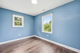 54 Beverly Dr, Westfield, MA 01085 - Photo 12