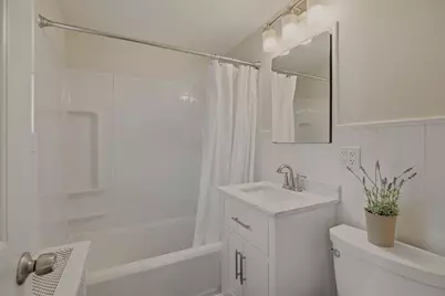 225 Mount Pleasant St, Fall River, MA 02720 - Photo 18