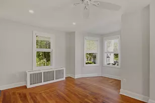 225 Mt Pleasant St, Fall River, MA 02720 - Photo 6
