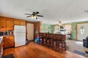 58 McIntyre Rd, Oxford, MA 01507 - Photo 4