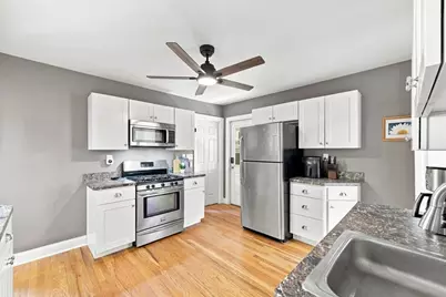 37 Kensington St, Agawam, MA 01030 - Photo 14