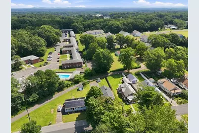 37 Kensington St, Agawam, MA 01030 - Photo 38