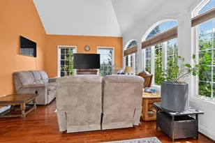 18 Valley View Dr, Grafton, MA 01536 - Photo 16