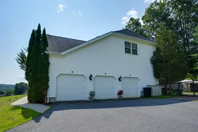 18 Valley View Dr, Grafton, MA 01536 - Photo 30