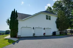 18 Valley View Dr, Grafton, MA 01536 - Photo 30