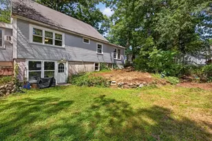 40 Oak St, Bellingham, MA 02019 - Photo 6