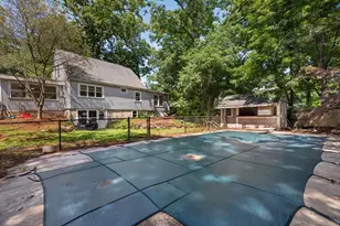 40 Oak St, Bellingham, MA 02019 - Photo 10