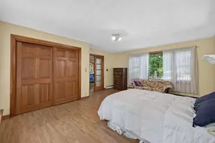 40 Oak St, Bellingham, MA 02019 - Photo 24