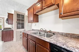 15 Hampstead St, Lowell, MA 01852 - Photo 30