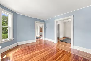 15 Hampstead St, Lowell, MA 01852 - Photo 4
