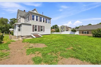 15 Hampstead St, Lowell, MA 01852 - Photo 40