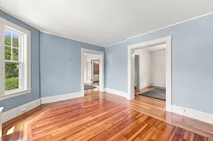 15 Hampstead St, Lowell, MA 01852 - Photo 4