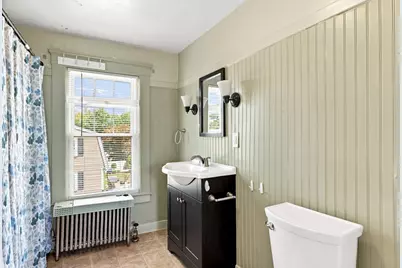 15 Hampstead St, Lowell, MA 01852 - Photo 12