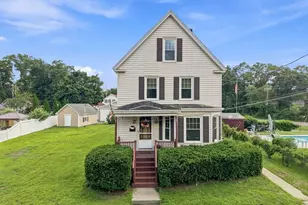 15 Hampstead St, Lowell, MA 01852 - Photo 2