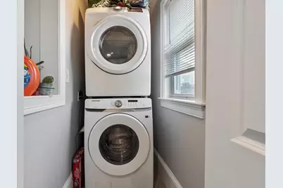 11 Town Hill St #1, Quincy, MA 02169 - Photo 8