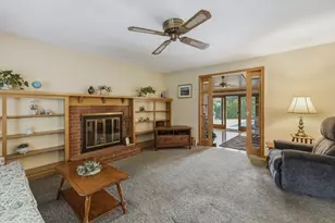 71 Cedar Rd, Longmeadow, MA 01106 - Photo 12