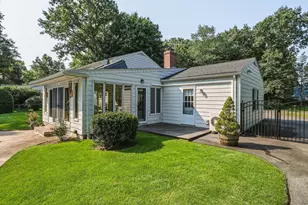 71 Cedar Rd, Longmeadow, MA 01106 - Photo 4