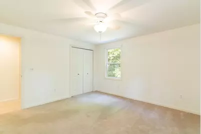 611 Henshaw St, Leicester, MA 01542 - Photo 22