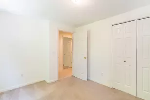 611 Henshaw St, Leicester, MA 01542 - Photo 28