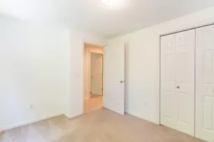 611 Henshaw St, Leicester, MA 01542 - Photo 28
