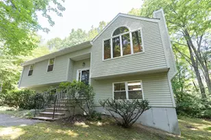 611 Henshaw St, Leicester, MA 01542 - Photo 34