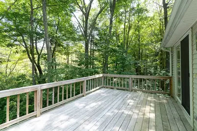 611 Henshaw St, Leicester, MA 01542 - Photo 40