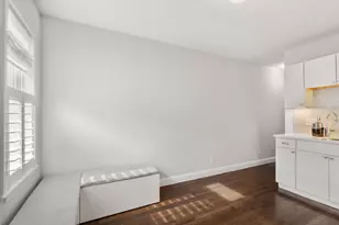 14 Warwick St, Boston, MA 02120 - Photo 8