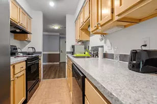 113 Sumner St, Boston, MA 02128 - Photo 12