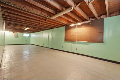 1966 Highland Ave, Fall River, MA 02720 - Photo 28