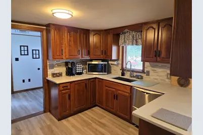 14 Ridgewood Circle, Lawrence, MA 01843 - Photo 12