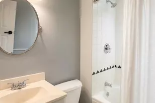 104 Elm St, Boston, MA 02129 - Photo 16
