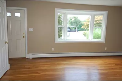 156 Russells Mills Rd, Dartmouth, MA 02748 - Photo 8
