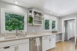 36 Regal St, Holliston, MA 01746 - Photo 8