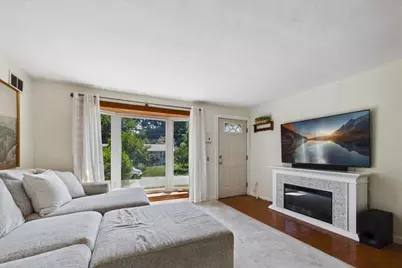 36 Regal St, Holliston, MA 01746 - Photo 2